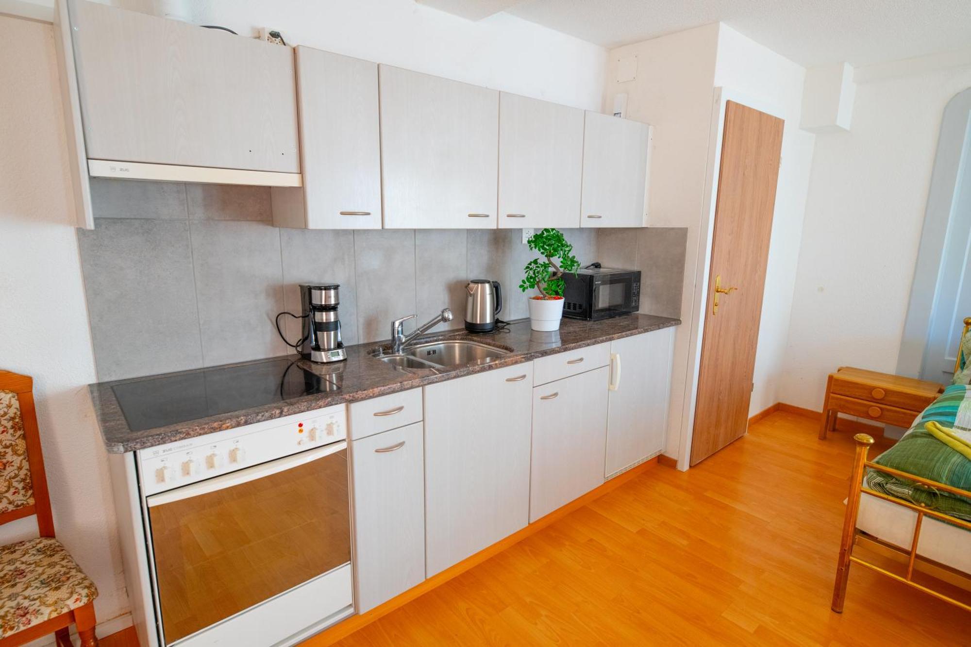 Residence Villa Flora Интерлакен Экстерьер фото